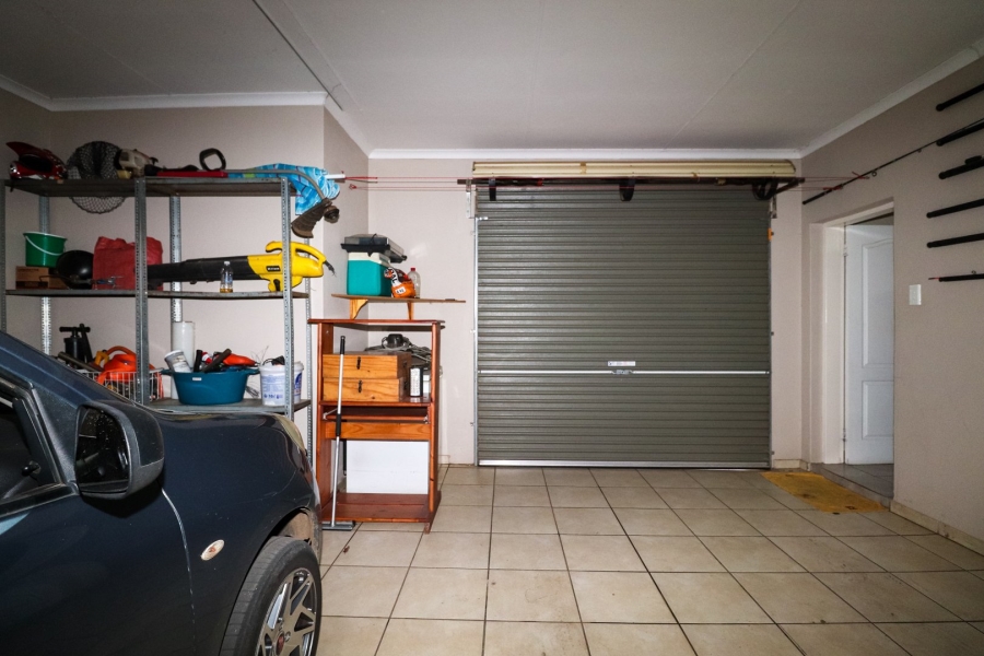 3 Bedroom Property for Sale in Flamwood North West